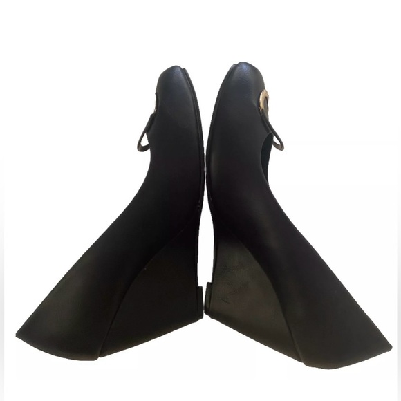 PIERRE DUMAS WEDGE HEEL EMBELLISHED DRESS SHOES BLACK/GOLD  SIZE 9M - Picture 8 of 13